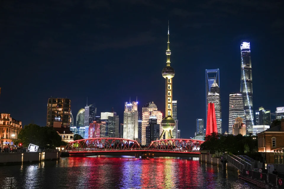 桥上的红色
