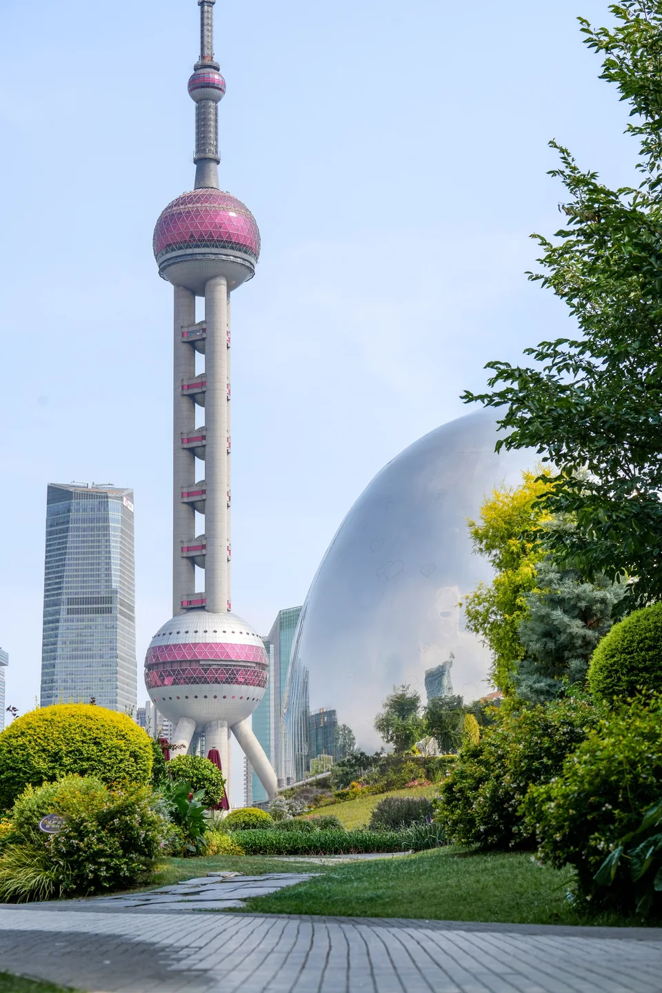 绿意中的城市